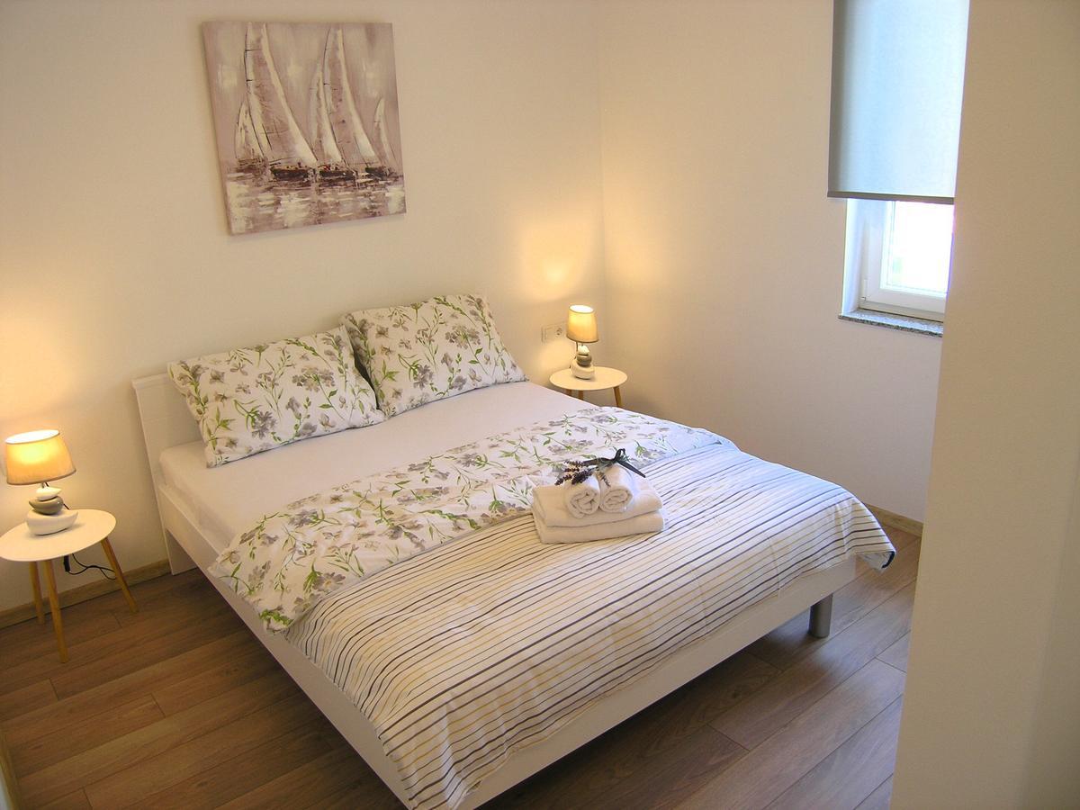 קרק Apartman Danijel מראה חיצוני תמונה